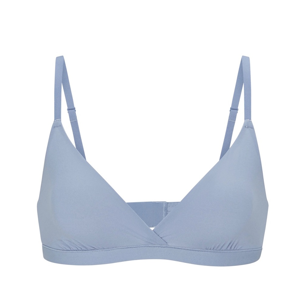 FITS EVERYBODY CROSSOVER BRALETTE